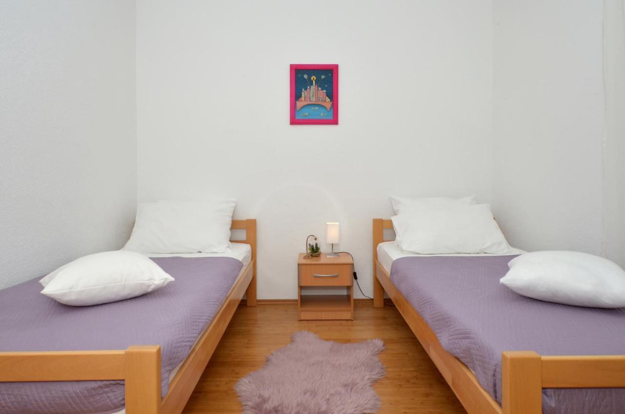 Apartments Vrania Seget Vranjica Bagian luar foto