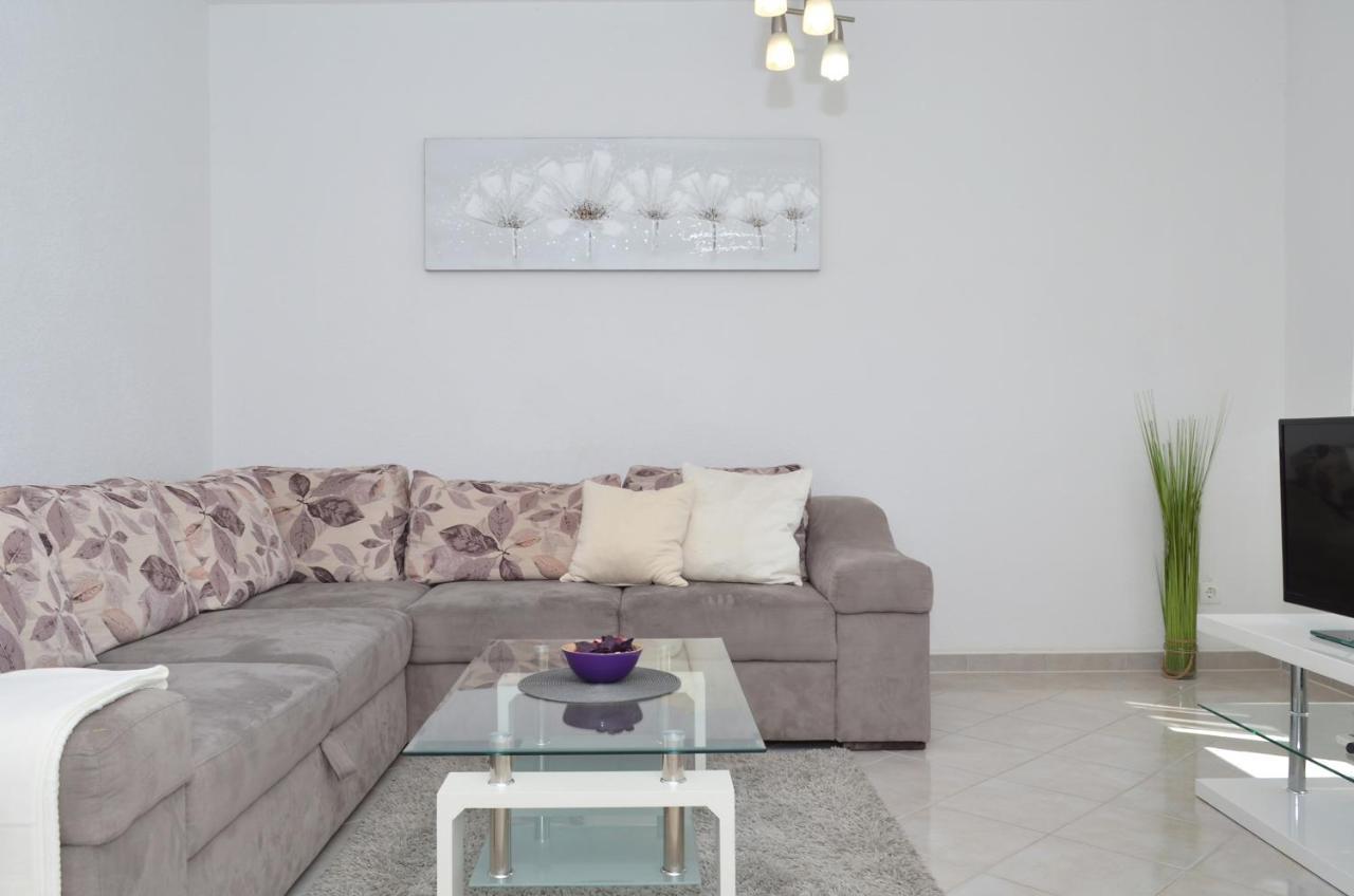 Apartments Vrania Seget Vranjica Bagian luar foto