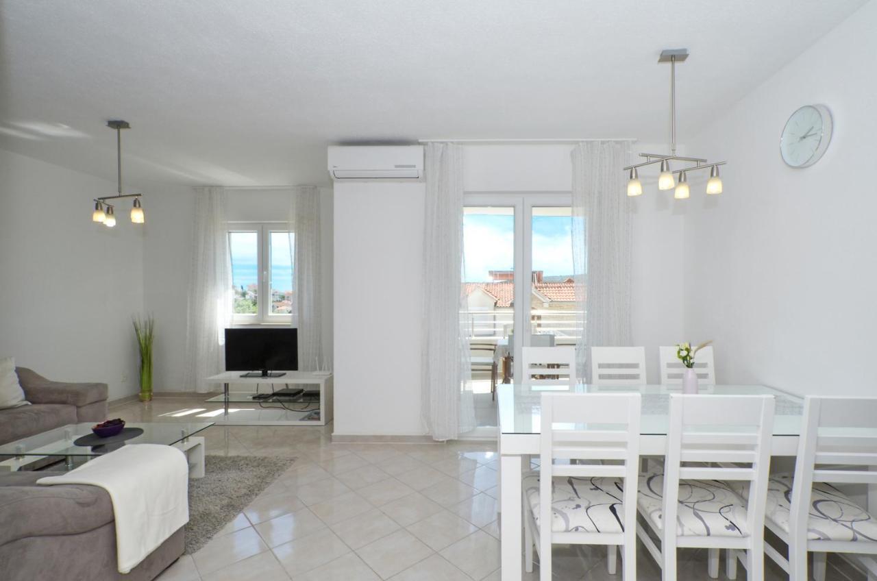 Apartments Vrania Seget Vranjica Bagian luar foto
