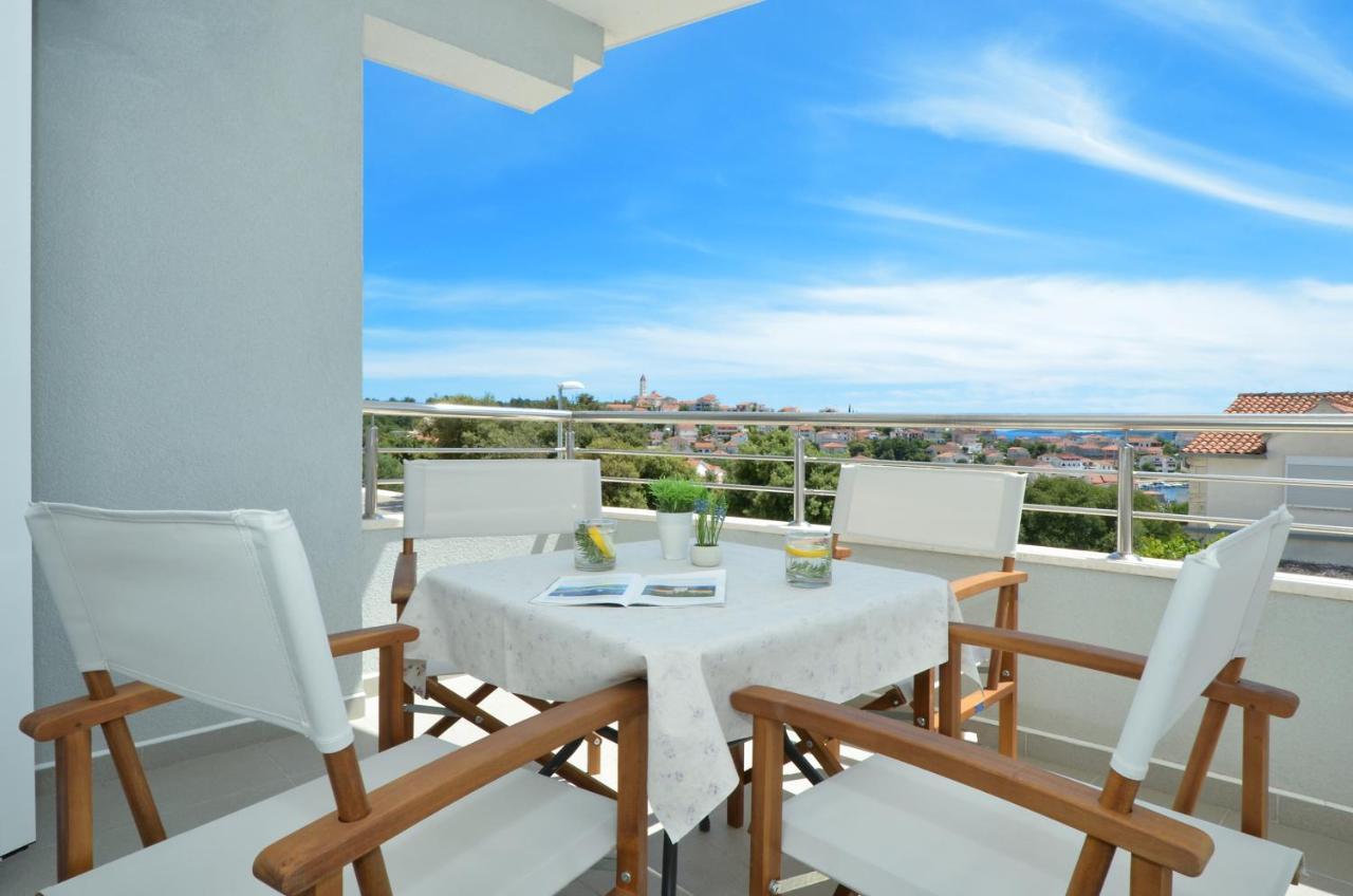 Apartments Vrania Seget Vranjica Bagian luar foto