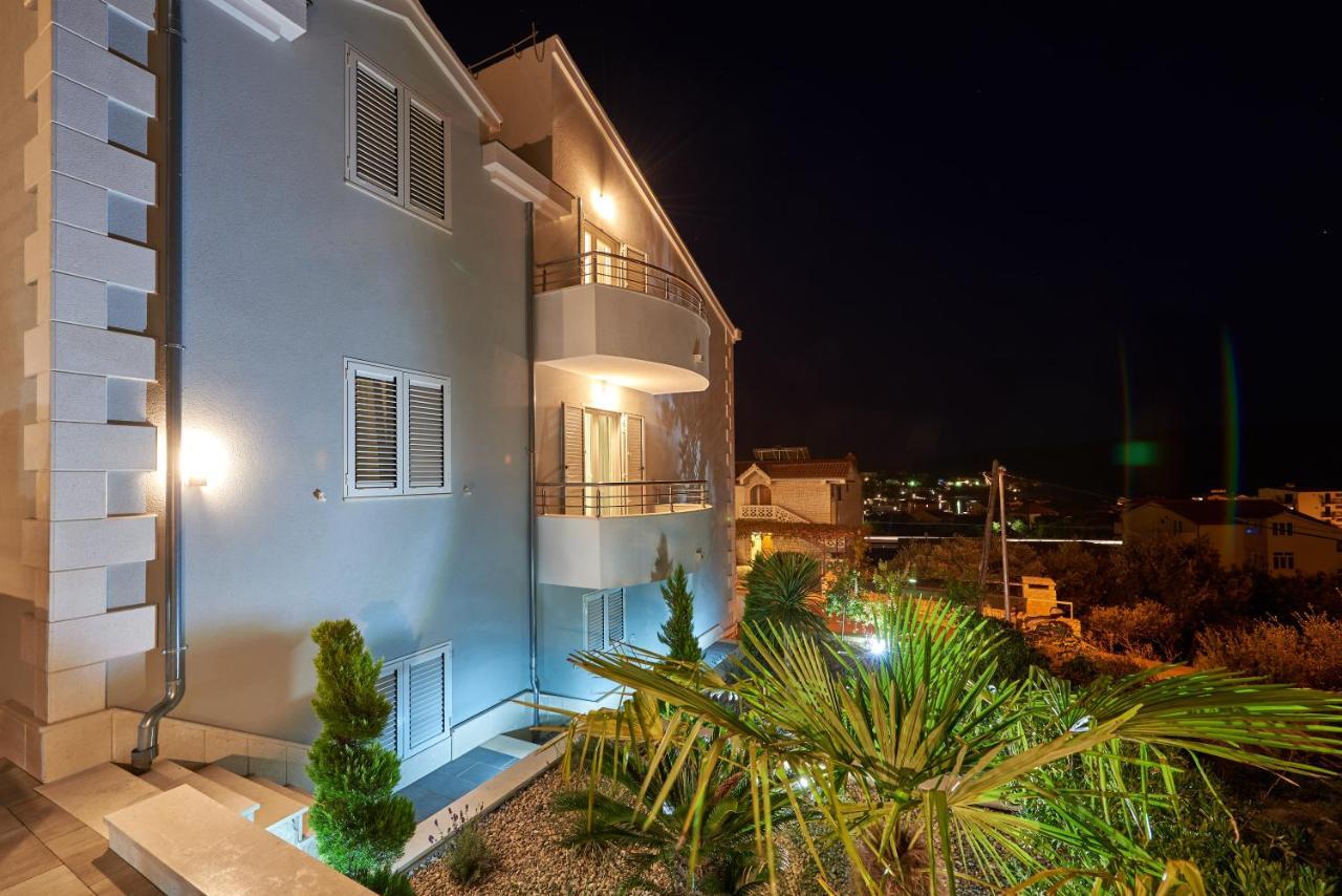 Apartments Vrania Seget Vranjica Bagian luar foto